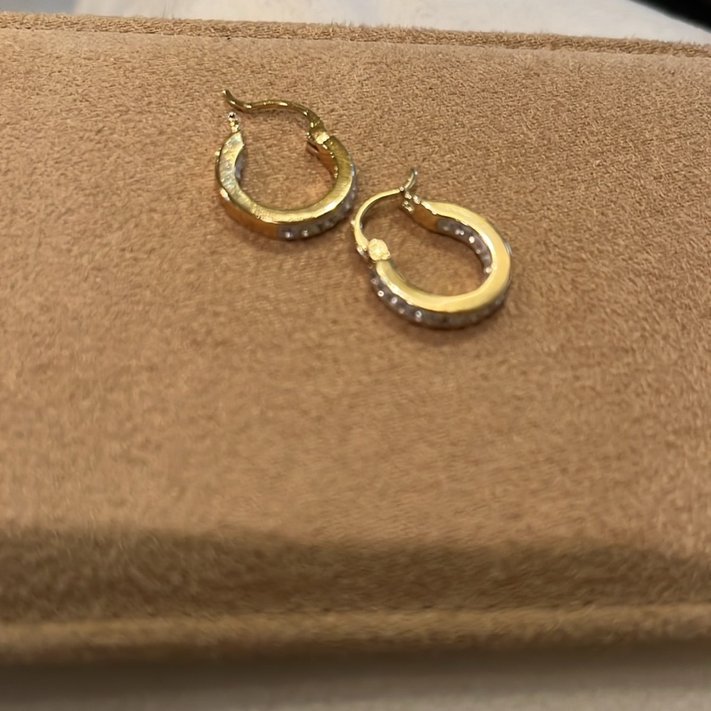 Elegant Gold and Diamonique like Hoop Earrings - Picture 7 of 7